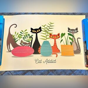 2 MCM Cat Art Prints - Multicolor
